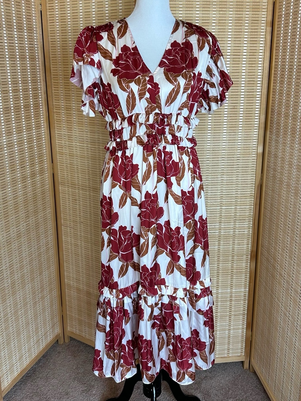 Bohme Willa Ruffle Floral V-Neck Tiered Midi Dress in White and Burgundy